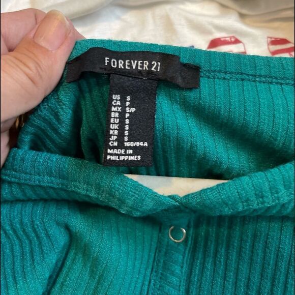 Tops Bundle.Size S and XS - Picture 15 of 16